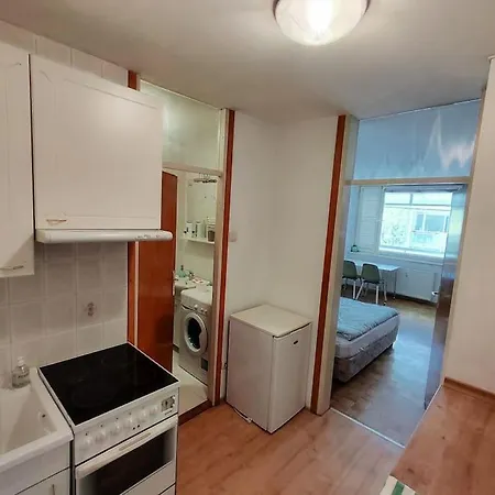 アパート Quiet Near Center