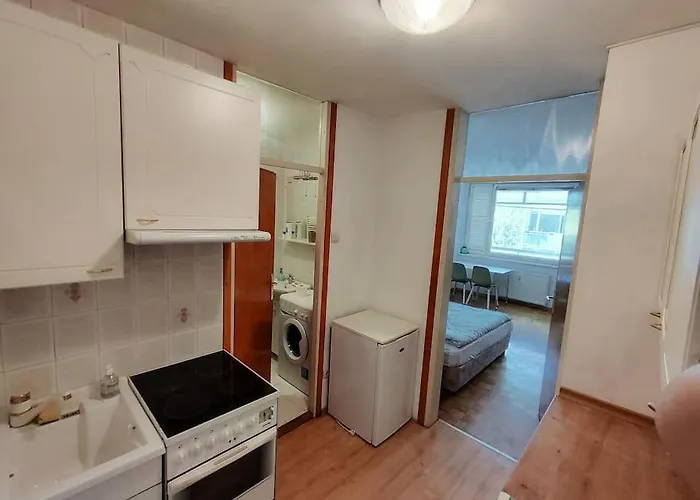 アパート Quiet Near Center